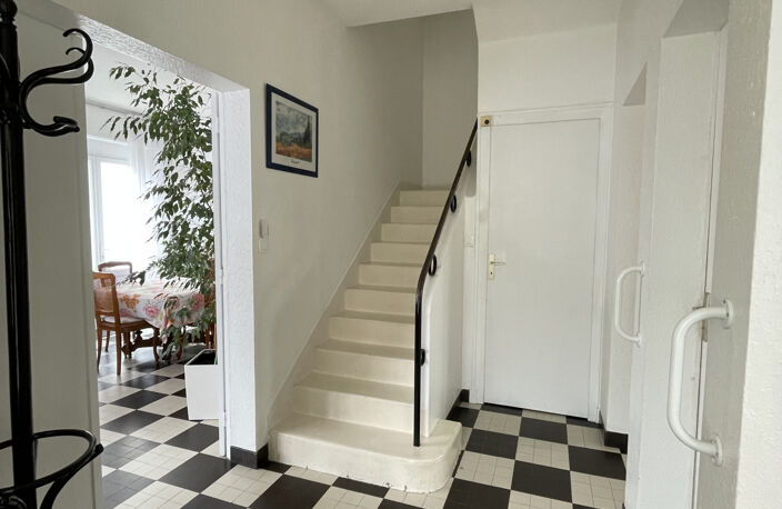 ROYAN MAison 175m2 jardin garage PLAGE du CHAY au prix de 66 — photo 4