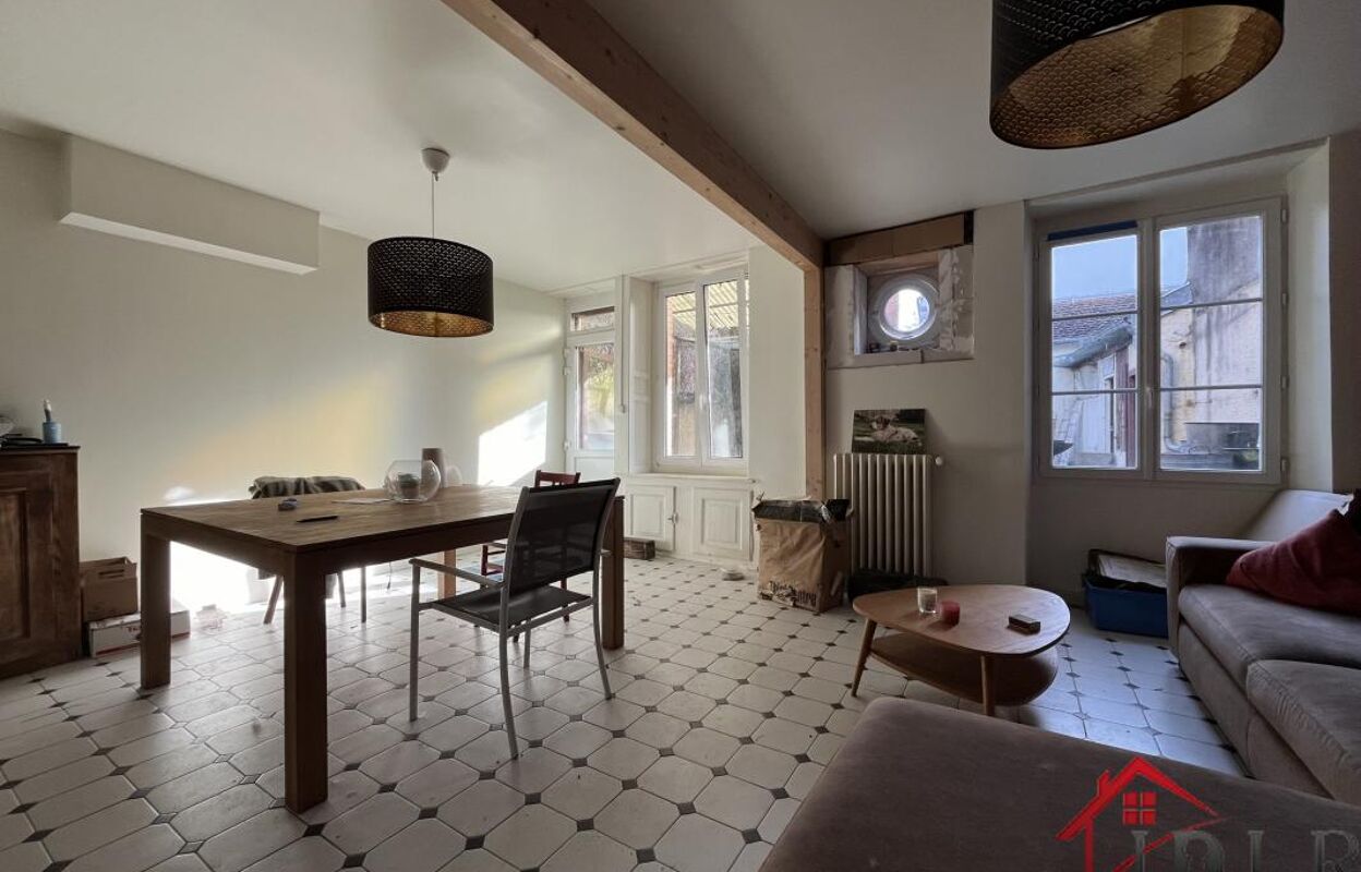 maison 6 pièces 120 m2 à vendre à Bourbonne-les-Bains (52400)