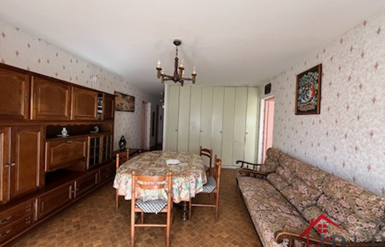appartement 3 pièces 60 m2 à vendre à Bourbonne-les-Bains (52400)