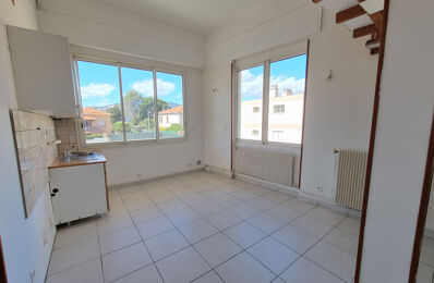 location appartement 850 € CC /mois à proximité de La Roquette-sur-Siagne (06550)