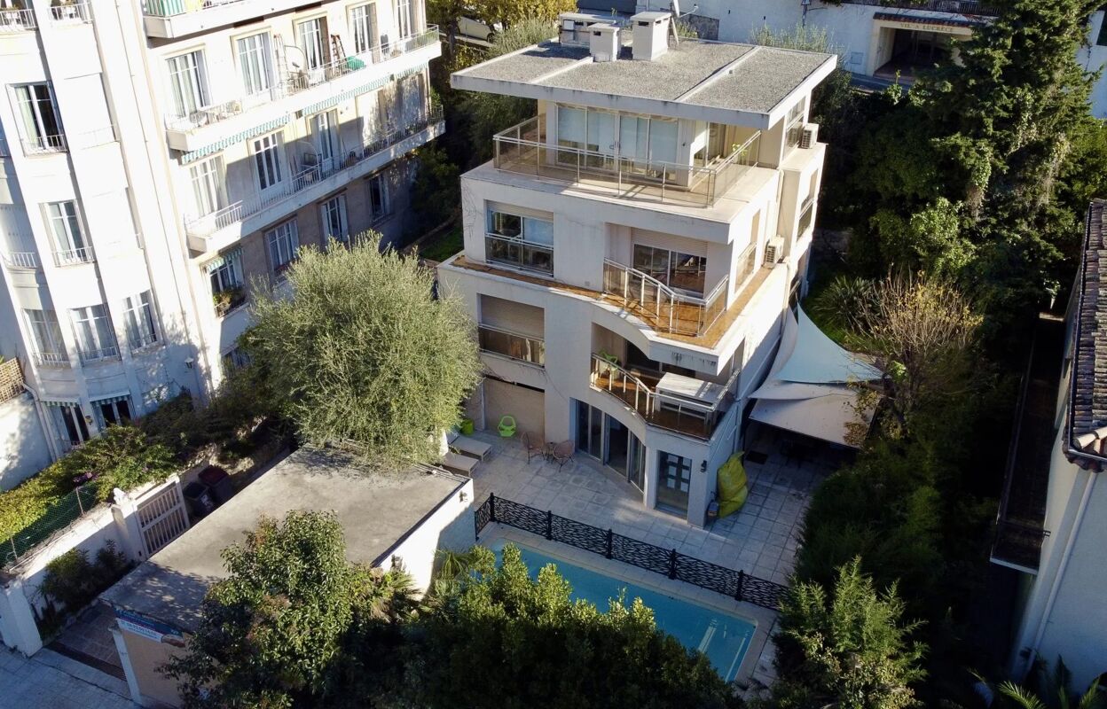 maison 6 pièces 227 m2 à vendre à Nice (06000)