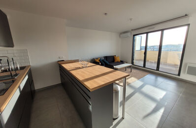 location appartement 1 630 € CC /mois à proximité de Marseille 2 (13002)