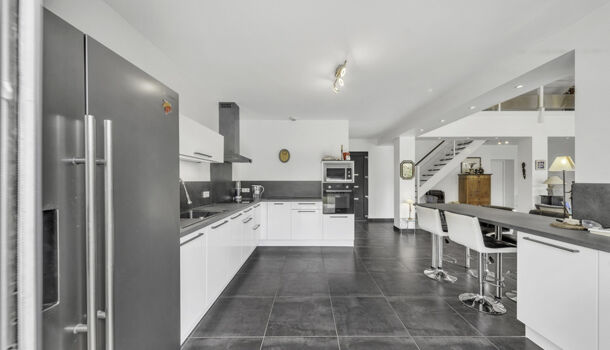 Villa / Maison 8 pièces  à vendre Givry 71640