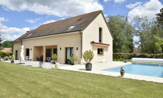 Maison 8 Pièces 210 m² à vendre à Givry (71640)