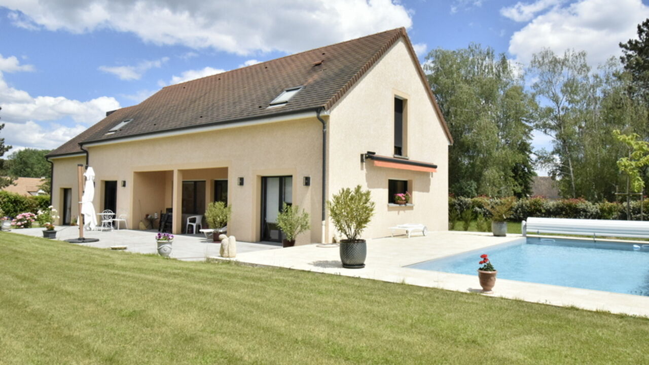 maison 8 pièces 210 m2 à vendre à Givry (71640)