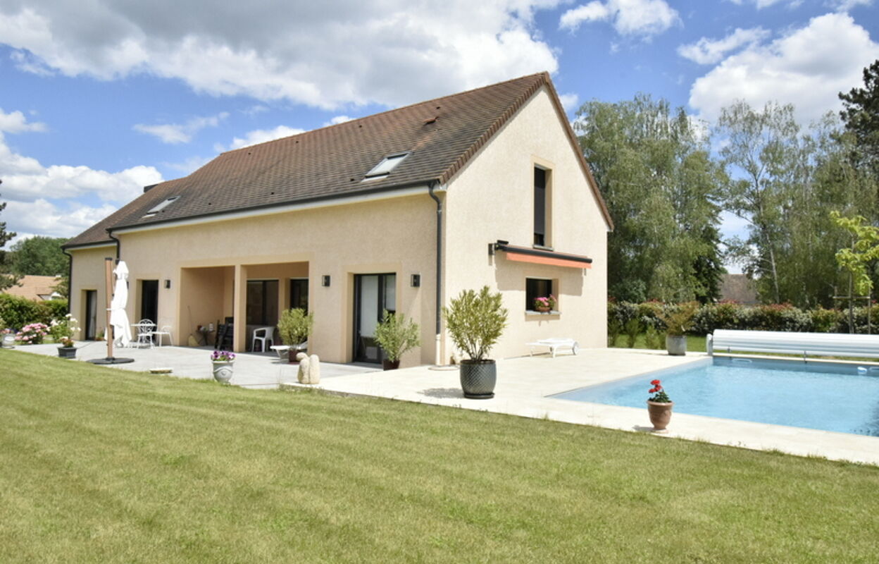 maison 8 pièces 210 m2 à vendre à Givry (71640)