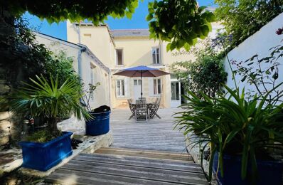 vente maison 1 000 000 € à proximité de Nantes (44200)