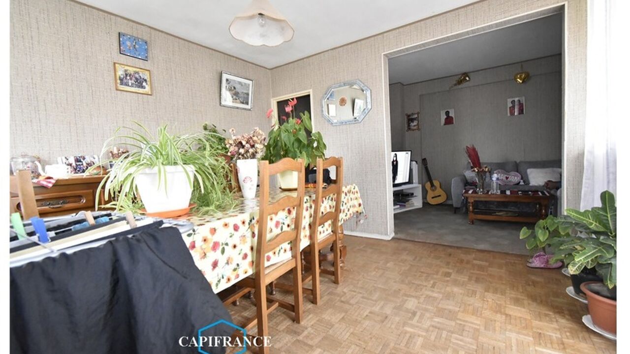 appartement 4 pièces 70 m2 à vendre à Garges-Lès-Gonesse (95140)