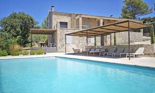 Maison 6 Pièces 220 m² à vendre à Gordes (84220)