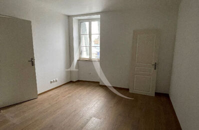 location appartement 320 € CC /mois à proximité de Saint-Jean-de-Braye (45800)