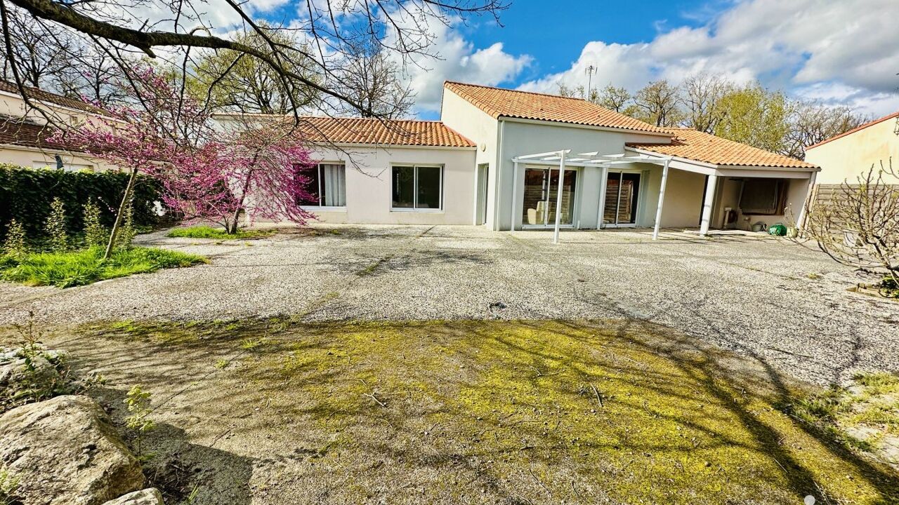 maison 7 pièces 130 m2 à vendre à La Roche-sur-Yon (85000)