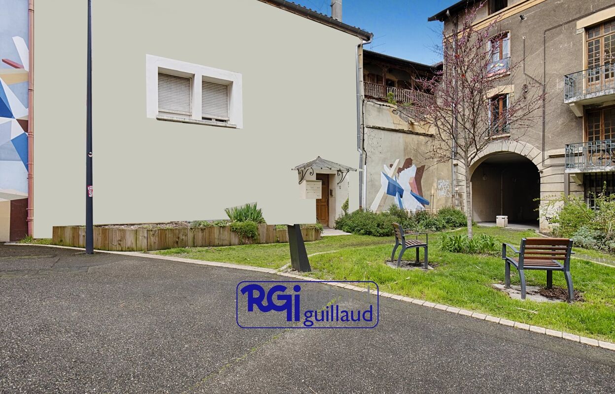 appartement 5 pièces 133 m2 à vendre à Bourgoin-Jallieu (38300)