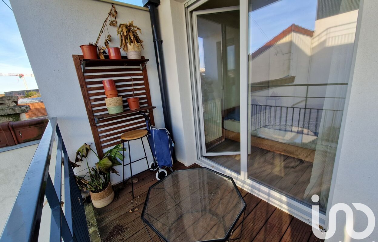 appartement 2 pièces 45 m2 à vendre à Romainville (93230)