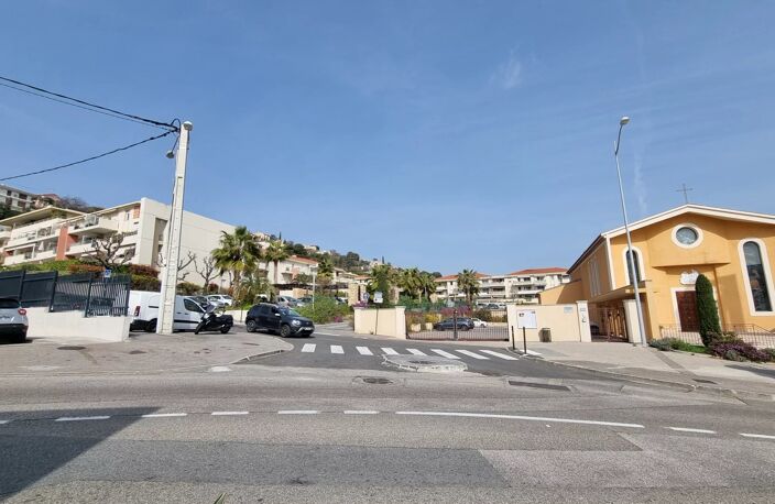 MAGNIFIQUE 3P DERNIER ETAGE — photo 5