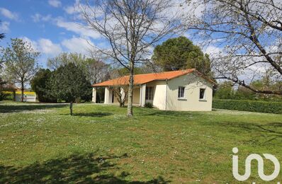 vente maison 153 000 € à proximité de Saint-Saturnin-du-Bois (17700)