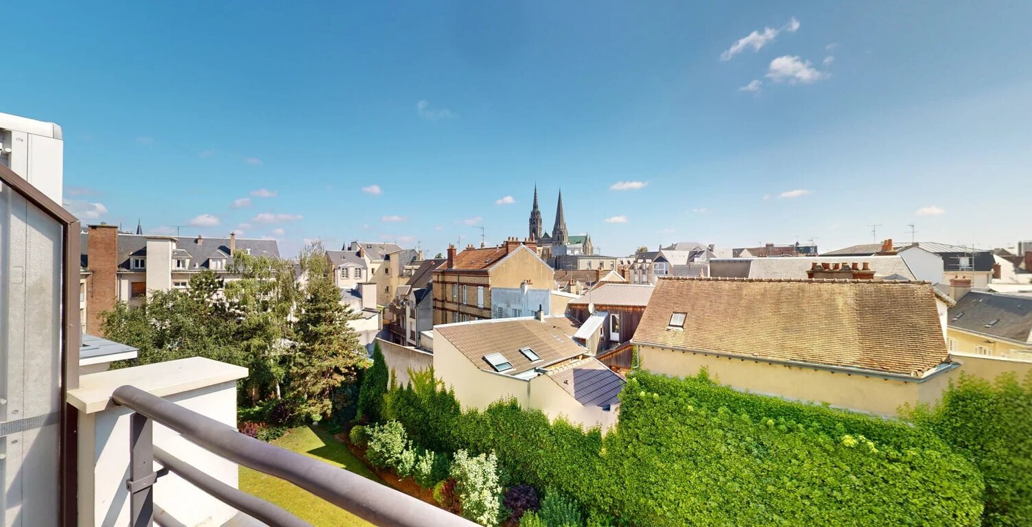 RARE A VENDRE T3 HYPER CENTRE CHARTRES — photo 1