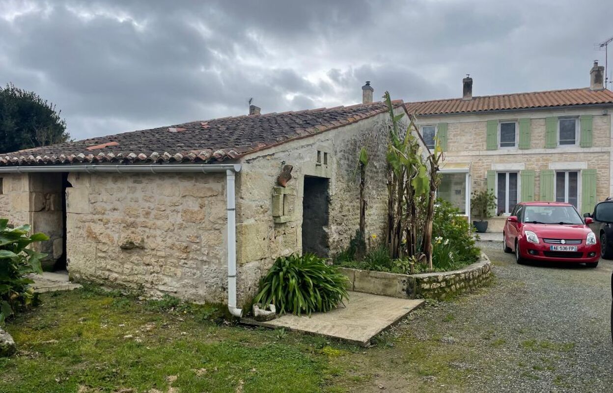 maison 4 pièces 122 m2 à vendre à Trizay (17250)