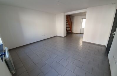 location maison 594 € CC /mois à proximité de Lambres-Lez-Douai (59552)