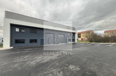 location commerce 4 498 € CC /mois à proximité de Estrablin (38780)