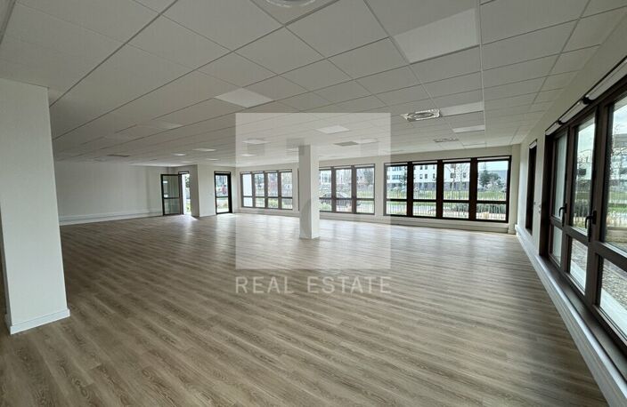 BUREAUX à LOUER — photo 4