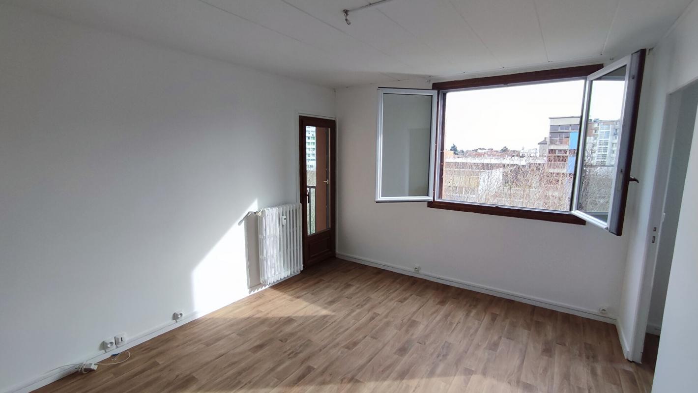 Appartement a louer deuil-la-barre - 3 pièce(s) - 53 m2 - Surfyn