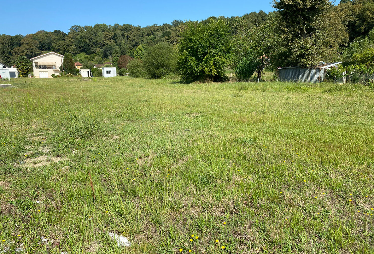 Terrain Aressy — photo 1