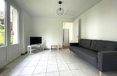 location appartement 470 € CC /mois à proximité de Saint-Arroumex (82210)