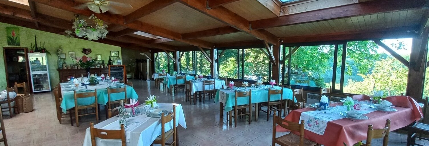 Commerce  300 m² à vendre à Rouffignac-Saint-Cernin-de-Reilhac (24580)