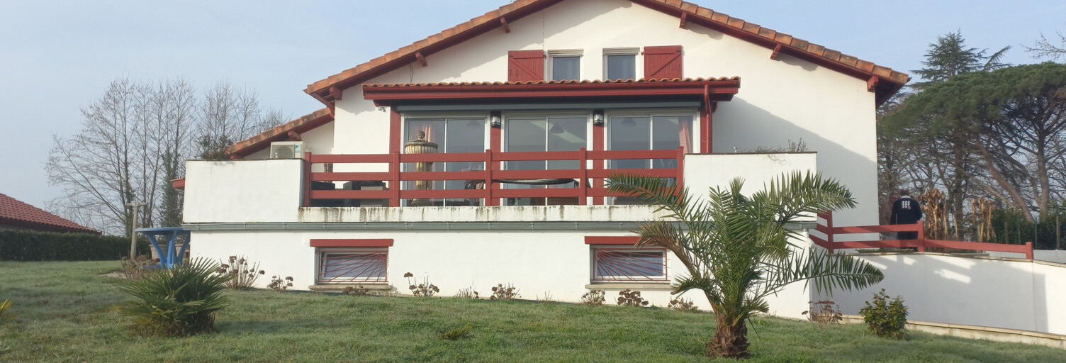 Maison 5 Pièces 134 m² à vendre à Béhasque-Lapiste (64120)