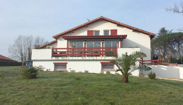 Villa / Maison 5 pièces  à vendre Béhasque-Lapiste 64120