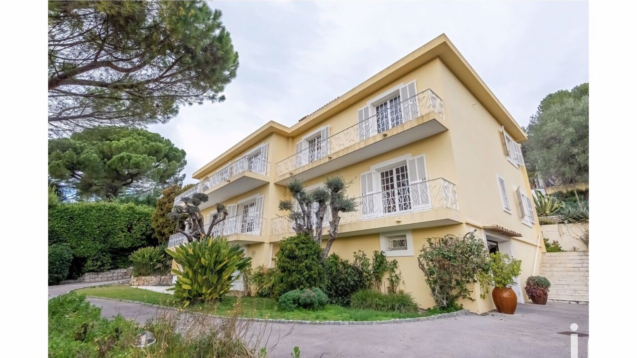 maison 8 pièces 386 m2 à vendre à Nice (06100)
