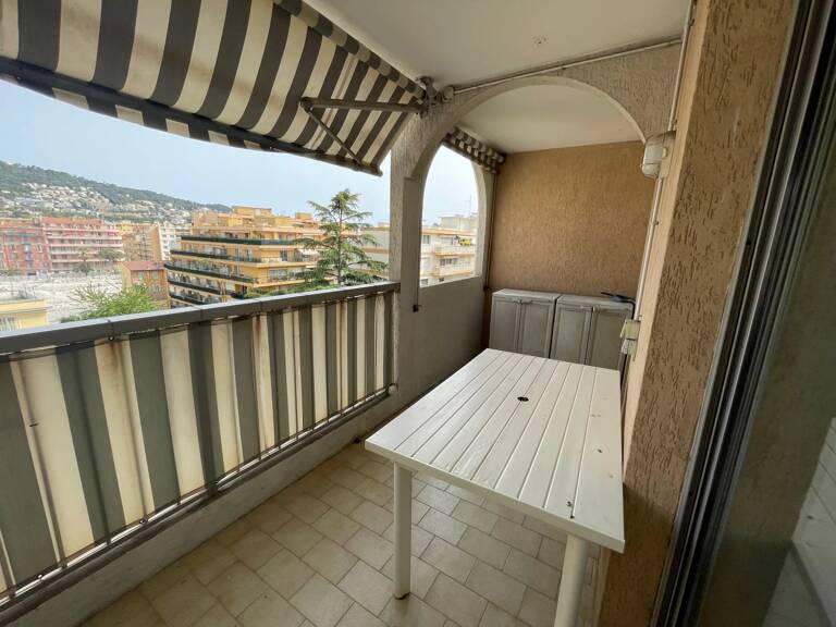 3P ETAGE ELEVE + GARAGE — photo 1