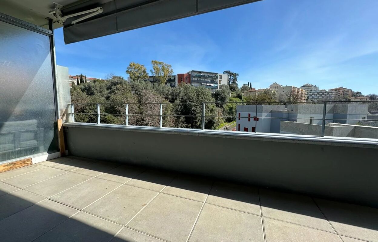 appartement 3 pièces 66 m2 à vendre à Nice (06200)