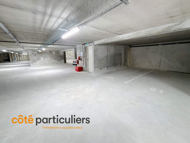 Place de stationnement Lepic — photo du bien
