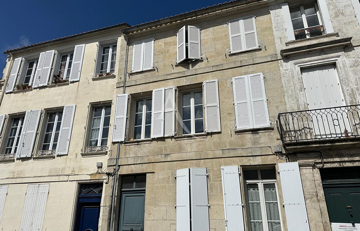 immeuble  pièces 203 m2 à vendre à Rochefort (17300)