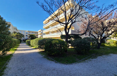location appartement 918 € CC /mois à proximité de Marseille 15 (13015)