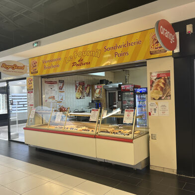 Commerce  192600 €