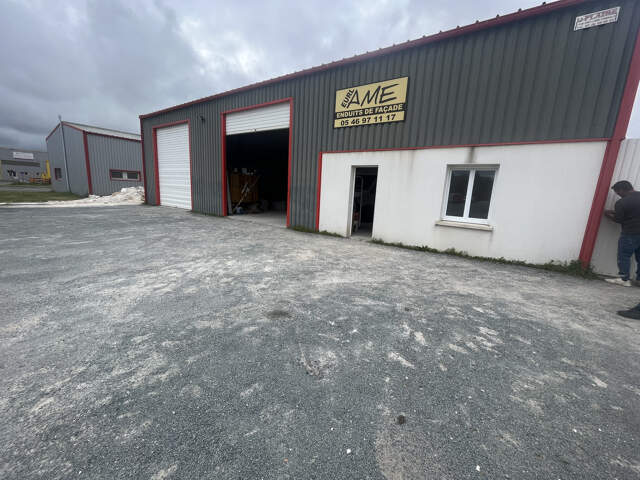 Entrepôt / Local d'activités Pont L'abbé d'Arnoult — photo du bien