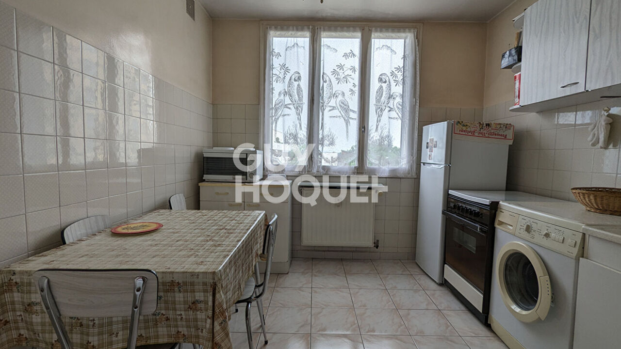 appartement 2 pièces 41 m2 à vendre à Décines-Charpieu (69150)