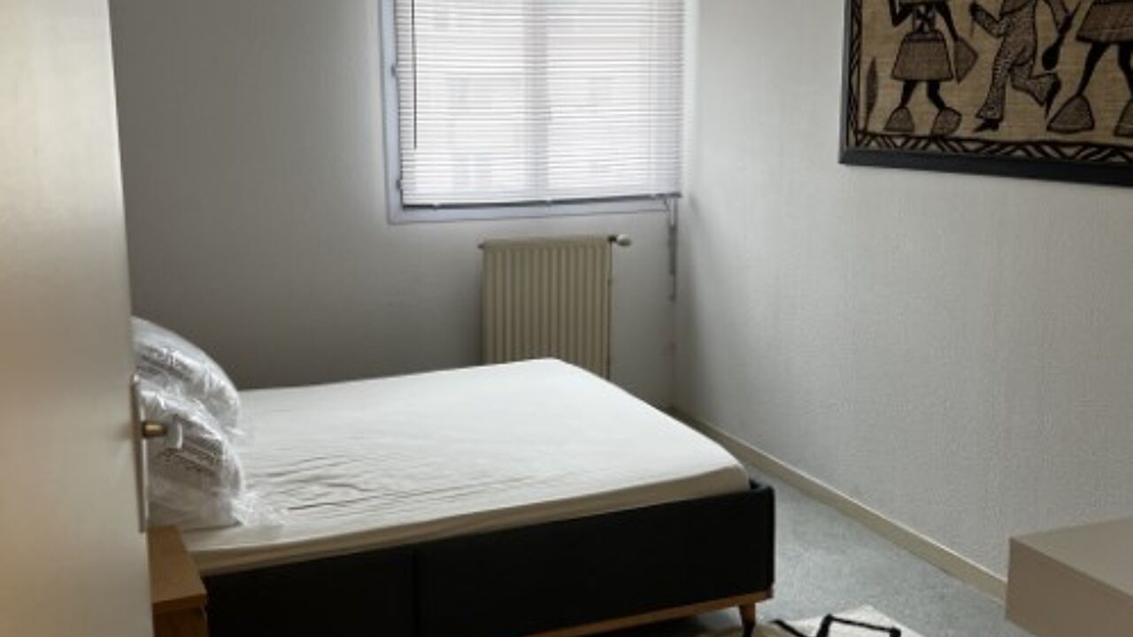 appartement 2 pièces 52 m2 à louer à Bordeaux (33000)