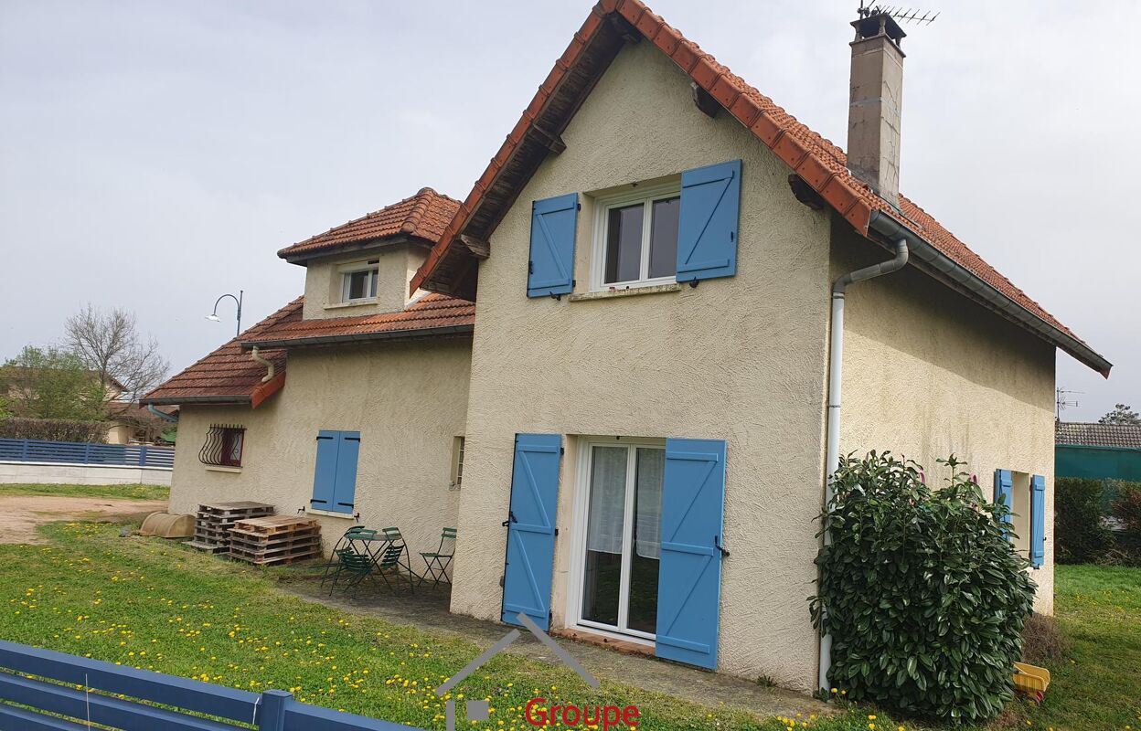 maison 6 pièces 115 m2 à vendre à Briennon (42720)