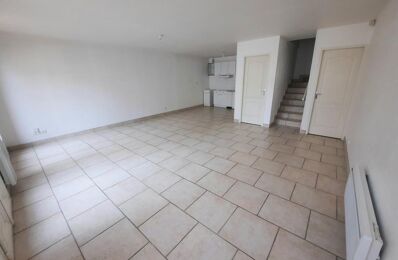 location appartement 850 € CC /mois à proximité de Mareil-sur-Mauldre (78124)