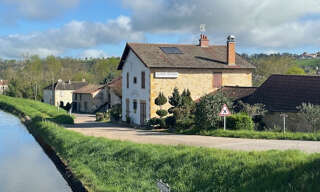 Maison 10 Pièces 280 m² à vendre à Iguerande (71340)