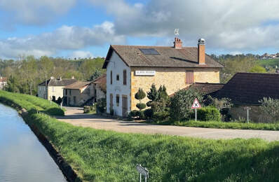 Ancien restaurant  à rénover en bordure de Canal, ideal gite — photo du bien