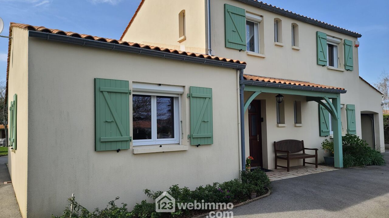 maison 7 pièces 137 m2 à vendre à Talmont-Saint-Hilaire (85440)