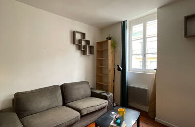 location appartement 490 € CC /mois à proximité de Baudreix (64800)