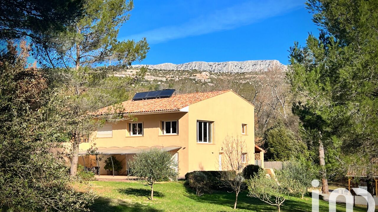 maison 7 pièces 305 m2 à vendre à Rousset (13790)