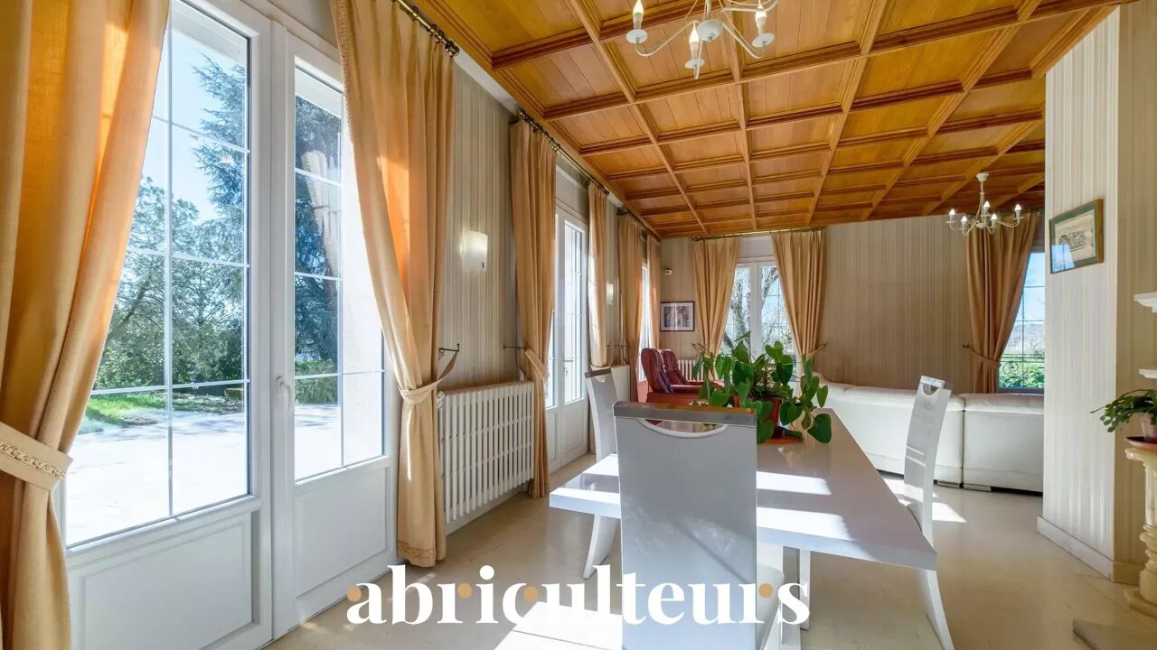 maison 10 pièces 300 m2 à vendre à Sainte-Livrade-sur-Lot (47110)