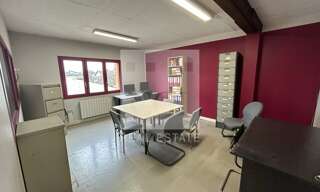 Bureau  426 m² à louer à Villefranche-sur-Saône (69400)