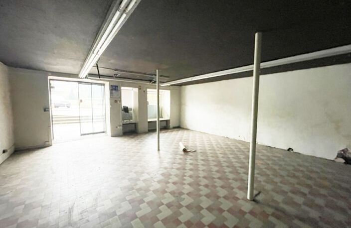 Local commercial  462 m2 — photo 2